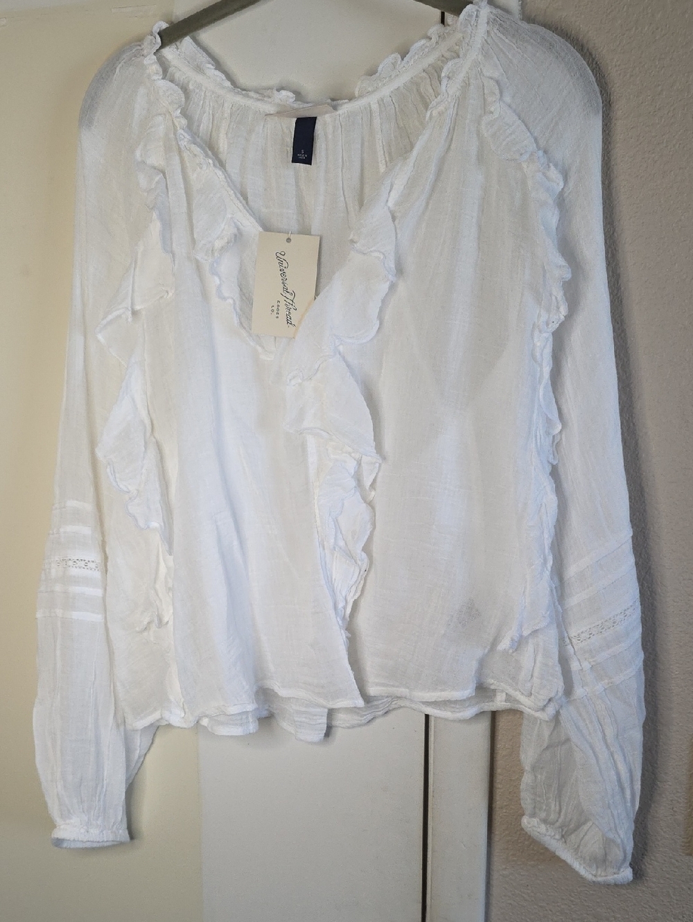 Universal Thread White Ruffle Peasant Blouse - Picture 4 of 8